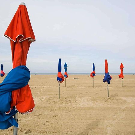 Hotel Ibis Budget Deauville Сент-Арну Екстер'єр фото