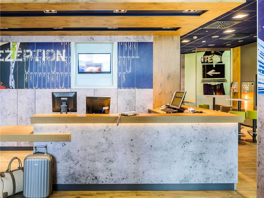 Hotel Ibis Budget Deauville Сент-Арну Екстер'єр фото